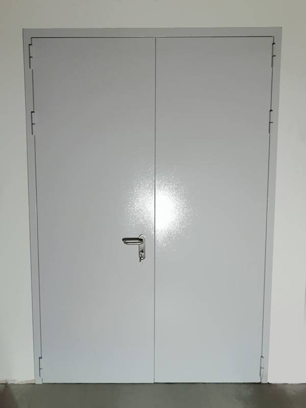 Двустворчатая дверь для банка (проспект Андропова) Двустворчатая дверь для банка (проспект Андропова)