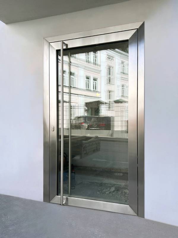 Нержавеющая светопрозрачная дверь Нержавеющая светопрозрачная дверь