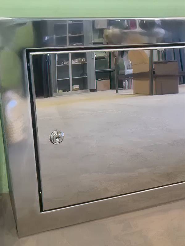 Нержавеющее покрытие люка Нержавеющее покрытие люка